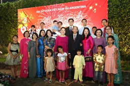 Đại sứ quán Việt Nam tại Argentina tổ chức Tết cộng đồng 2019