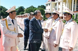 Thủ tướng kiểm tra công tác ứng trực sẵn sàng chiến đấu tại Công an tỉnh Đắk Nông