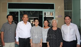 Phó Thủ tướng Trương Hòa Bình thăm các gia đình chính sách tại Cần Thơ