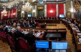 Tây Ban Nha xét xử 12 thủ lĩnh ly khai của vùng Catalonia