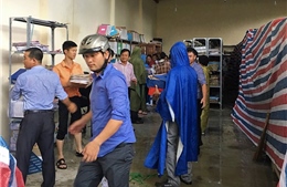 Lốc xoáy cuốn tốc mái khu văn phòng UBND TP Bảo Lộc, Lâm Đồng