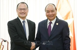 Thủ tướng Nguyễn Xuân Phúc tiếp một số doanh nghiệp, nhà đầu tư nước ngoài
