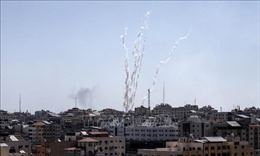 Đáp trả vụ nã rocket, Israel đóng các cửa khẩu vào Gaza