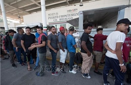 Tòa phúc thẩm Mỹ cho phép trục xuất người xin tị nạn trở lại Mexico