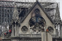 Nhà thờ Đức Bà Paris vẫn có nguy cơ sụp đổ