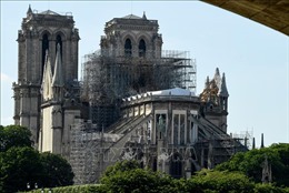 Tóp thuốc lá, chập điện có thể là nguyên nhân gây cháy Nhà thờ Đức Bà Paris