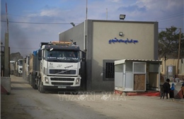 Israel chặn hoạt động vận chuyển nhiên liệu tới Dải Gaza