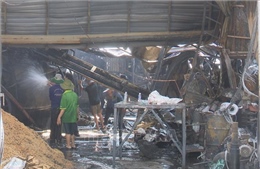 Cháy nhà máy trấu tại Đồng Tháp, một công nhân bị bỏng nặng
