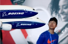 Boeing hoãn bàn giao dòng máy bay thân rộng 777X 