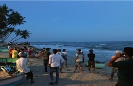 Tìm thấy thi thể hai trong bốn du khách mất tích khi tắm biển tại Bình Thuận