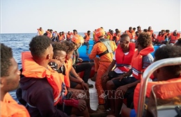 Tàu Ocean Viking cứu thêm hơn 40 người ngoài khơi Libya