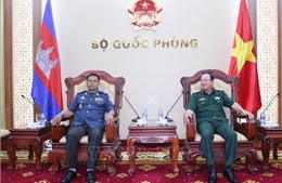 Thượng tướng Phạm Ngọc Minh tiếp Phó Tư lệnh Hiến binh Quân đội Hoàng gia Campuchia