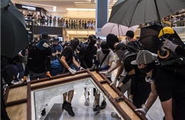 Cảnh sát Hong Kong bắt giữ 80 người biểu tình quá khích