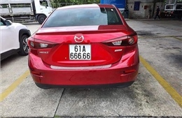 Chủ xe Mazda đỏ bốc ngẫu nhiên được biển &#39;ngũ quý 6&#39;
