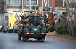 Nhiều cảnh sát Kenya thiệt mạng khi xe vướng phải mìn