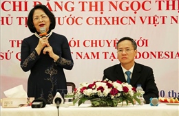Phó Chủ tịch nước Đặng Thị Ngọc Thịnh thăm và làm việc với ĐSQ Việt Nam tại Indonesia 