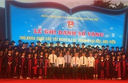 Hà Nội ghi danh sổ vàng 86 thủ khoa xuất sắc năm 2019