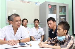 Bệnh nhân ghép phổi từ người cho chết não đã được ra viện