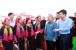 Chủ nhiệm Ủy ban Dân tộc dự Ngày hội Đại đoàn kết tại Quảng Ninh