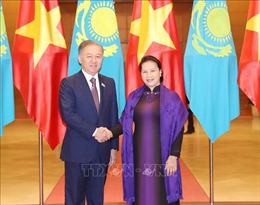 Chủ tịch Hạ viện Cộng hòa Kazakhstan kết thúc chuyến thăm chính thức Việt Nam