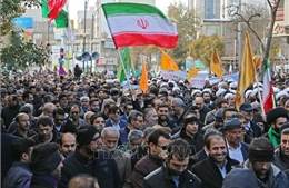 Người dân Iran tuần hành ủng hộ chính phủ trên cả nước 