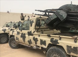Quân đội miền Đông Libya tấn công căn cứ không quân Misurata
