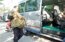 Nhiều chuyến xe miễn phí đưa bệnh nhân nghèo về đón Tết 