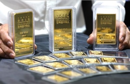 Giá vàng châu Á giảm xuống mức thấp nhất trong gần 2 tuần qua