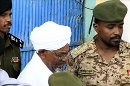Sudan đồng ý giao cho ICC xét xử cựu Tổng thống Omar al-Bashir 