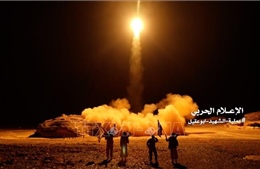 Nhóm Houthi ở Yemen phóng rocket nhằm vào các cơ sở của Saudi Arabia