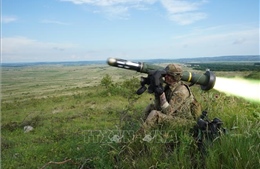 Mỹ phê duyệt thương vụ bán tên lửa chống tăng cho Ba Lan