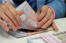 Thái Lan cách ly tiền giấy cũ, bơm thêm tiền mới để phòng, chống COVID-19
