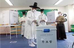 Lo ngại tăng đột biến số ca mắc COVID-19 sau bầu cử ở Hàn Quốc