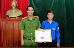 Quảng Bình: Khen thưởng đoàn viên dũng cảm cứu người bị đuối nước