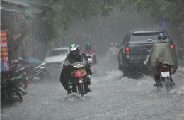 Từ ngày 3-12/7, cả nước có mưa dông, đề phòng lốc sét