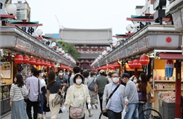 Tokyo cân nhắc yêu cầu các cửa hàng rút ngắn thời gian kinh doanh