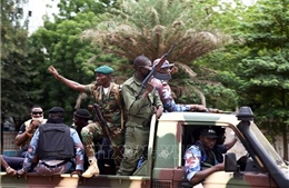 Lực lượng đảo chính tại Mali tuyên bố mở lại biên giới