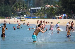 Thái Lan cho phép du khách nước ngoài lưu trú dài hạn trên đảo Phuket