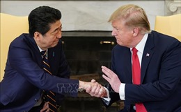 Thủ tướng Shinzo Abe điện đàm với Tổng thống Mỹ về quyết định từ chức