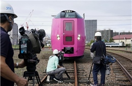 Nhật Bản ra mắt đoàn tàu tốc hành đặc biệt