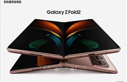 Smartphone gập Galaxy Z Fold2 có giá khởi điểm 1.999 USD/chiếc