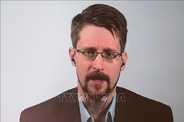 Nga cấp quyền cư trú dài hạn cho Edward Snowden