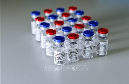 Nga và Hungary tổ chức sản xuất vaccine Sputnik V phòng COVID-19