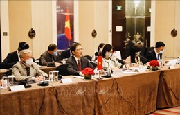 Việt Nam-Hàn Quốc hợp tác về thương mại, công nghiệp và năng lượng