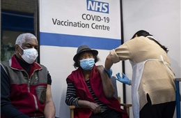 140.000 người tại Anh đã được tiêm vaccine ngừa COVID-19