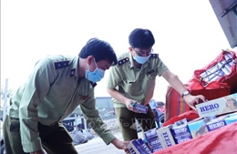 Tây Ninh tiêu hủy gần 950.000 bao thuốc lá ngoại nhập lậu