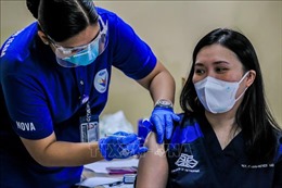 ADB cho Philippines vay 400 triệu USD mua vaccine ngừa COVID-19