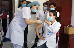 Đảm bảo an toàn tiêm vaccine phòng dịch COVID-19