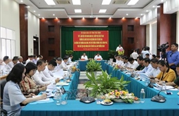 Tuyên truyền sâu rộng công tác bầu cử đến từng hộ gia đình