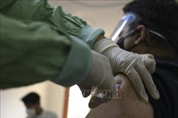 Ấn Độ cấm các khách sạn hạng sang chào mời gói dịch vụ tiêm vaccine
